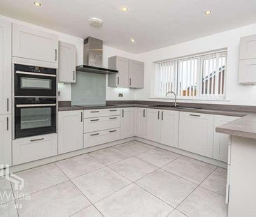 Parkinson Boulevard, Lytham St. Annes, Lancashire, FY8 - Photo 1