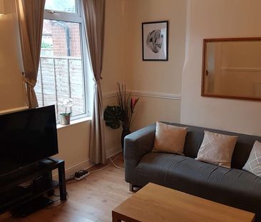 Beauvale Road Room 1 - Photo 1