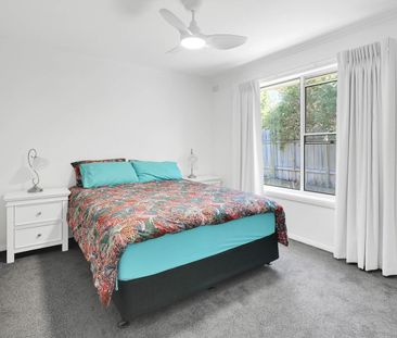 1/51a Campbell St, Newstead - Photo 3