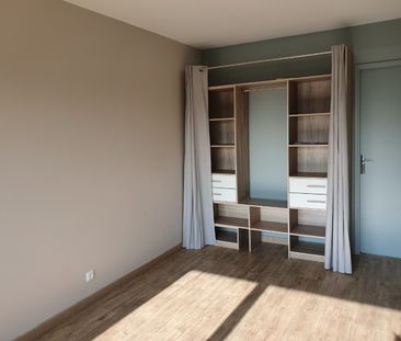 Location Appartement 2 pièces 51m² VALENCIENNES 59300 - Photo 5