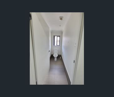 Modern 4-bed family home with media room & multiple living zones — ... - Photo 2