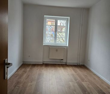 große 3 Zimmerwohnung mit Balkon - Photo 3