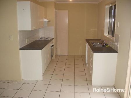GREAT FAMILY HOME - BREAK LEASE - RENT WILL INCREASE TO $680 PER WEEK FROM 15TH JANUARY 2026 - Photo 5