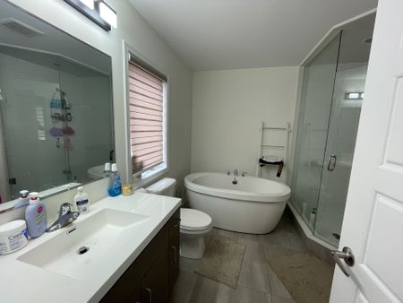 For Lease - 1222 Rose Way Unit# 21, Milton, Ontario - Photo 5