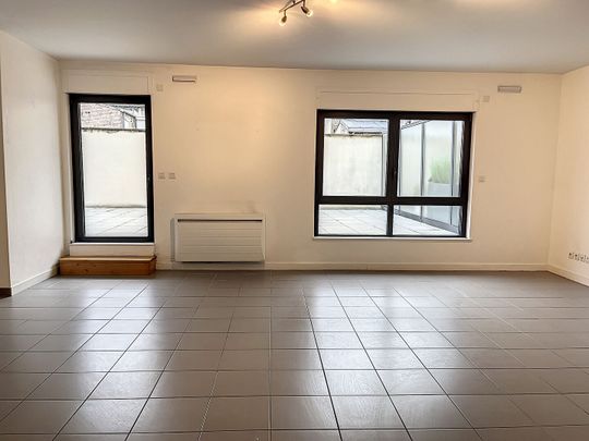 Appartement à louer - REIMS- GARE / CENTRE - Photo 1