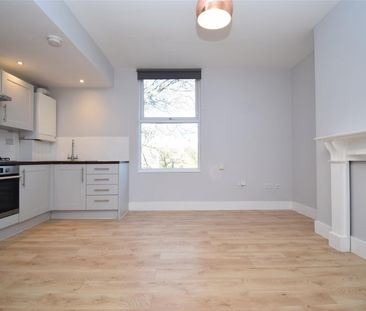 College Grove View, Wakefield - Photo 6