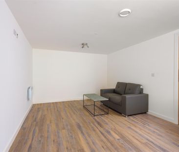 Rent QUBE, West Street, S1 £850pcm - Photo 1