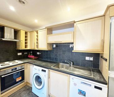 2 bedroom apartment to rent - Photo 4