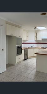 2-Bedroom home in prime Thornbury location - Photo 4