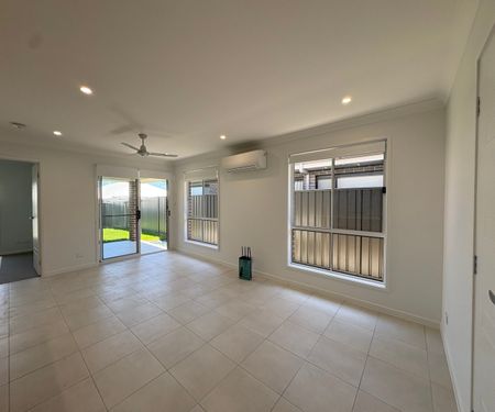 Brand new 4-Bedroom Family Home - Photo 2