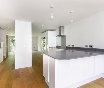5 bedroom terraced house to rent - Photo 3