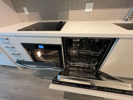 For Lease - 20 Soudan Avenue Unit# 2401, Toronto, Ontario - Photo 4