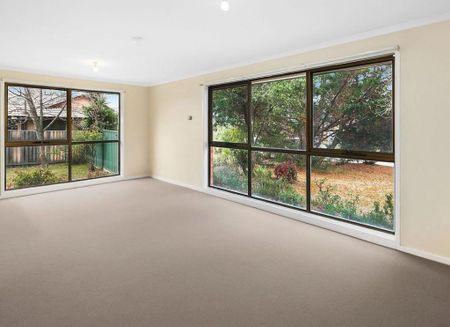 15 Hayden Close,Florey - Photo 3