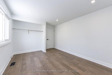 For Lease - 4 Hardcastle Court, Brampton, Ontario - Photo 5
