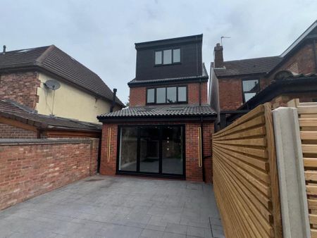 4 bedroom detached house to rent - Photo 5