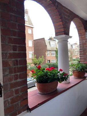 1 Bed Flat, Windsor Court, SW3 - Photo 1