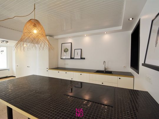 Uitstekend gelegen en mooi gerenoveerde rijwoning met zonnige tuin in het hartje van het oude Knokke. - Foto 1