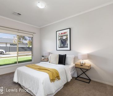 Well Presented Family Home! - Photo 2