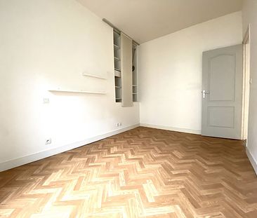 CHARTRONS - 2 CHAMBRES ET VUES DEGAGEES - 850 € - Photo 4