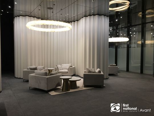 Stunning 2-Bedroom Apartment in Southbank (6 Month Lease Term ONLY) - Photo 1