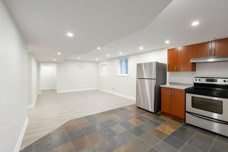 For Lease - 1584 Stevenson Street, Milton, Ontario - Photo 4