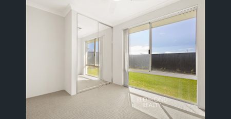 Brand New Family Home in Coastal Two Rocks! - Photo 4