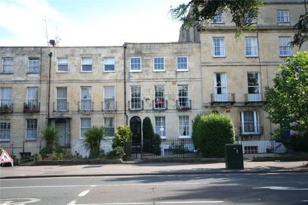 London Road, - Photo 5