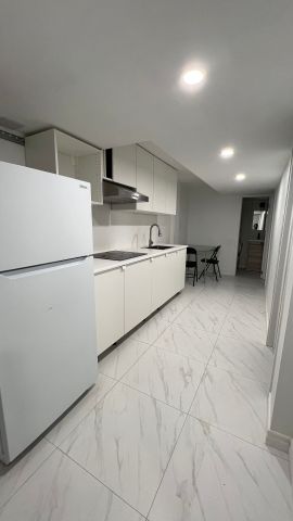 For Lease - 201 Enchanted Hills Crescent Unit# Apartment B, Toronto, Ontario - Photo 2