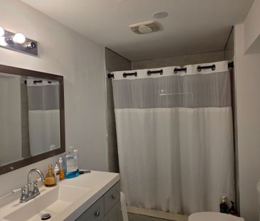 For Lease - 3 Heathbrook Avenue, Brampton, Ontario - Photo 3