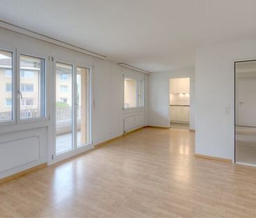 Schenkon - Poulailler, boulangerie, café - tout est maintenant à pr... - Photo 3