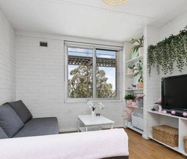 Experience a Cosy and Quiet Lifestyle - Photo 3