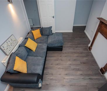 Property to rent - Photo 3