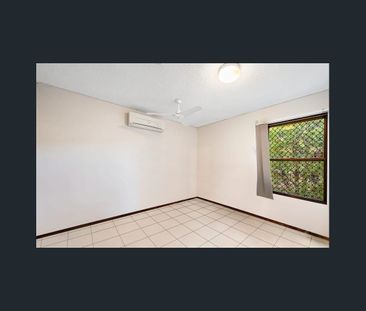 Beachside Living at Its Best – Partly Furnished - Photo 2