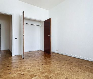 Appartement te huur in Laken voor € 1.050 met 2 slaapkamers - Foto 2