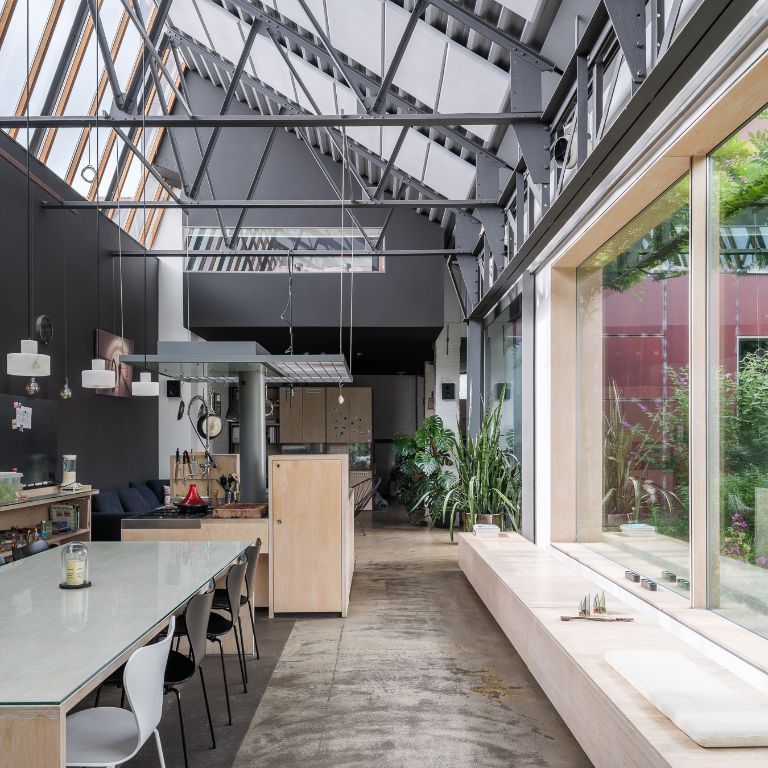 Lichtrijke en karaktervolle loft met tuin en 5 slaapkamers op toplocatie nabij Gent centrum! - Photo 1