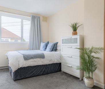 4 Bed Terraced House, Mortimer Road, BS34 - Photo 6