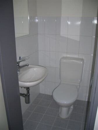 A gem in the heart of Aarau's old town - Photo 5