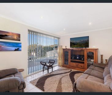 Low Maintenance Family Home - Photo 1