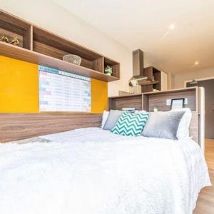 1 bedroom private hall to rent - Photo 2