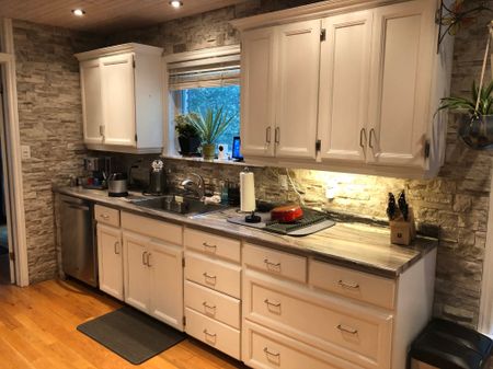 For Lease - 1711 South Porcupine Avenue Unit# 2, Innisfil, Ontario - Photo 4