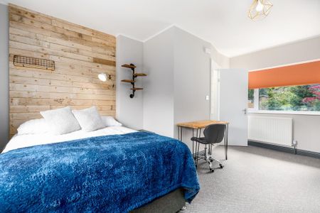 1 bedroom in a house share to rent - Photo 2