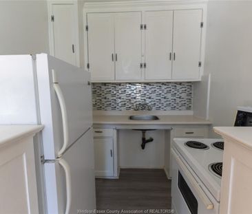 For Lease - 710 Giles Boulevard Unit# 201, Windsor, Ontario - Photo 2