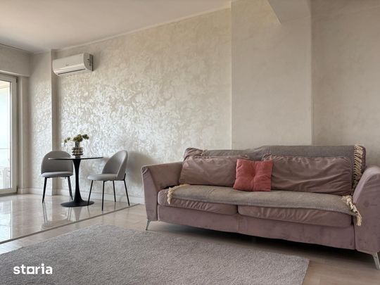De inchiriat apartament 2 camere, Royal Town Copou - Photo 1