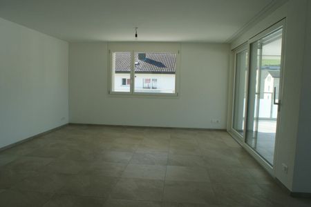 Attraktive 5.5-Zi-Wohnung im ruhigen Wohnquartier - Photo 2