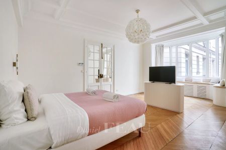 Location appartement, Paris 6ème (75006), 6 pièces, 205.33 m², ref 85463988 - Photo 4