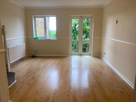 2 bedroom semi-detached house to rent - Photo 3