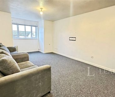 2 bedroom apartment to rent Larkspur Gardens, Luton, Bedfordshire, LU4 - Photo 1