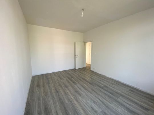 RUIM APPARTEMENT MET 2 SLAAPKAMERS EN TERRAS! - Foto 1