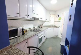 Apartamento bajo en Aguamarina.