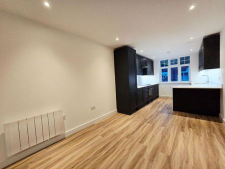 5 bedroom terraced house to rent - Photo 4